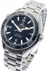 James Bond Watch Gets Over 200k at Auction, See a Similar Omega at Malka