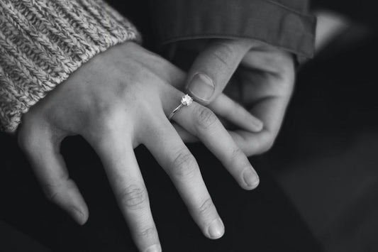 Online or In-Store? Where to Buy Your Engagement Ring in Portland
