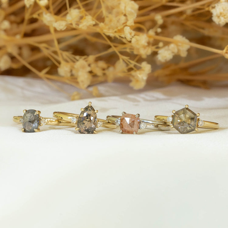 14ky 1.33ct Oval Salt & Pepper