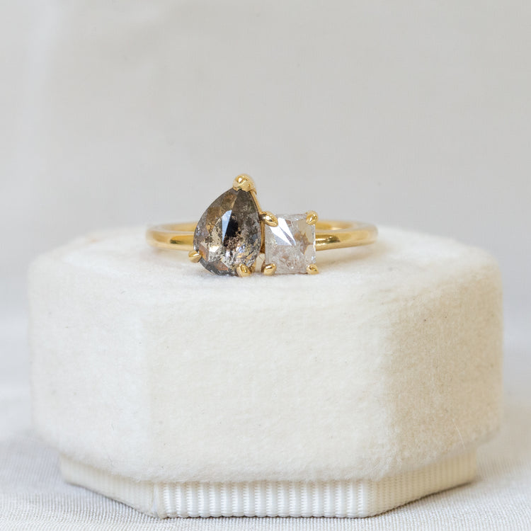 14ky 1.12ct Pear & .47ct Radiant Toi et Moi Salt & Pepper Diamond Ring