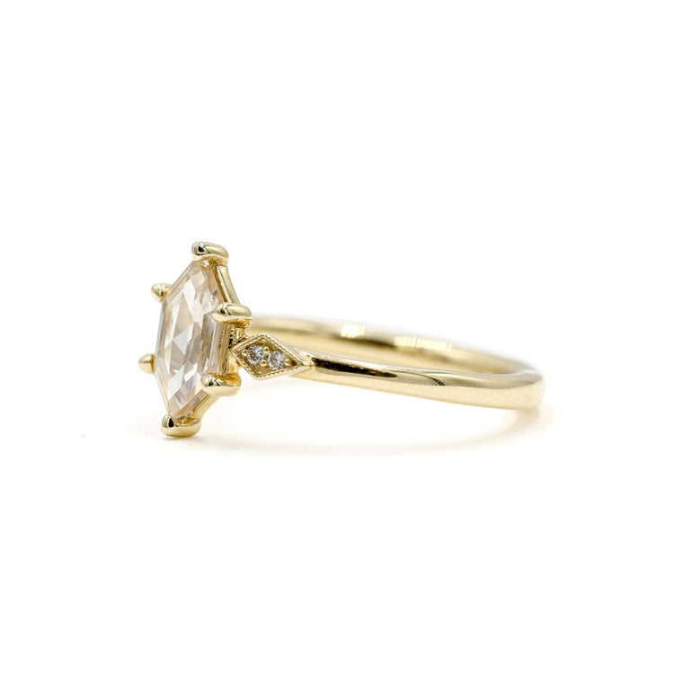14ky .77ct Hex-Shaped