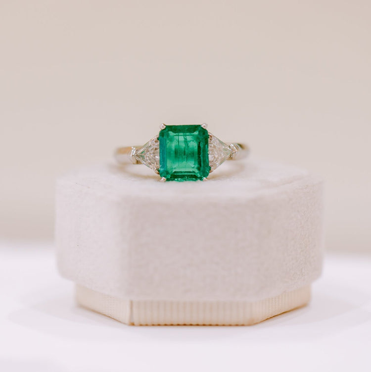 Platinum 2.93ct Vintage Emerald & Diamond 3-Stone Ring