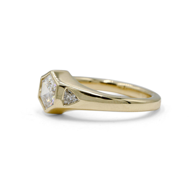 14ky LAB 1.02ct Hex w/ Trillion Diamond Ring