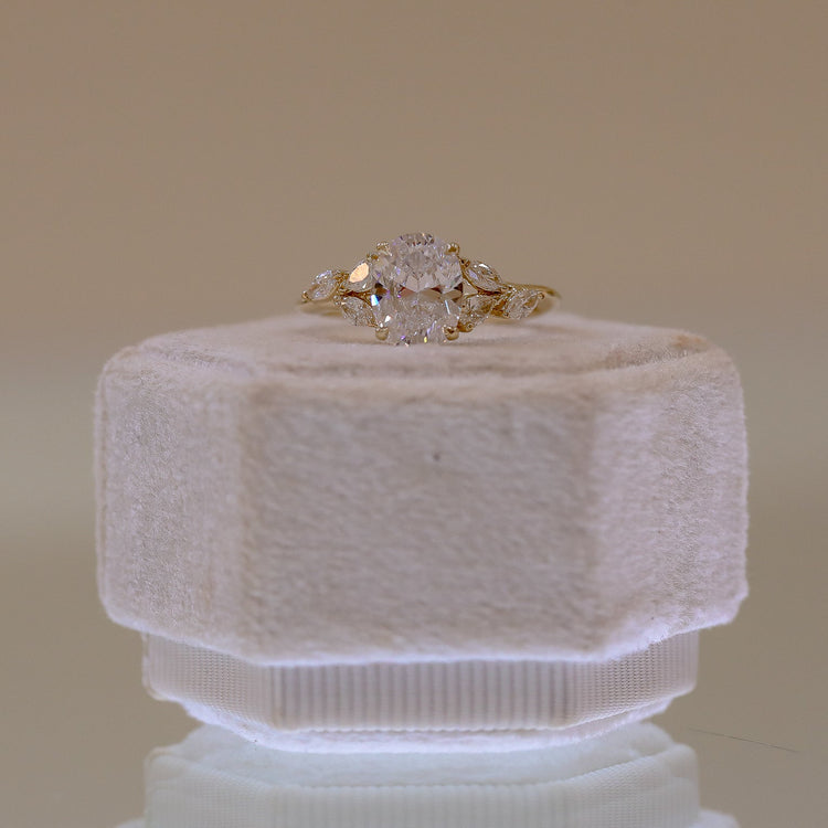 14ky .37ctw Oval & Marquise Diamond Ring