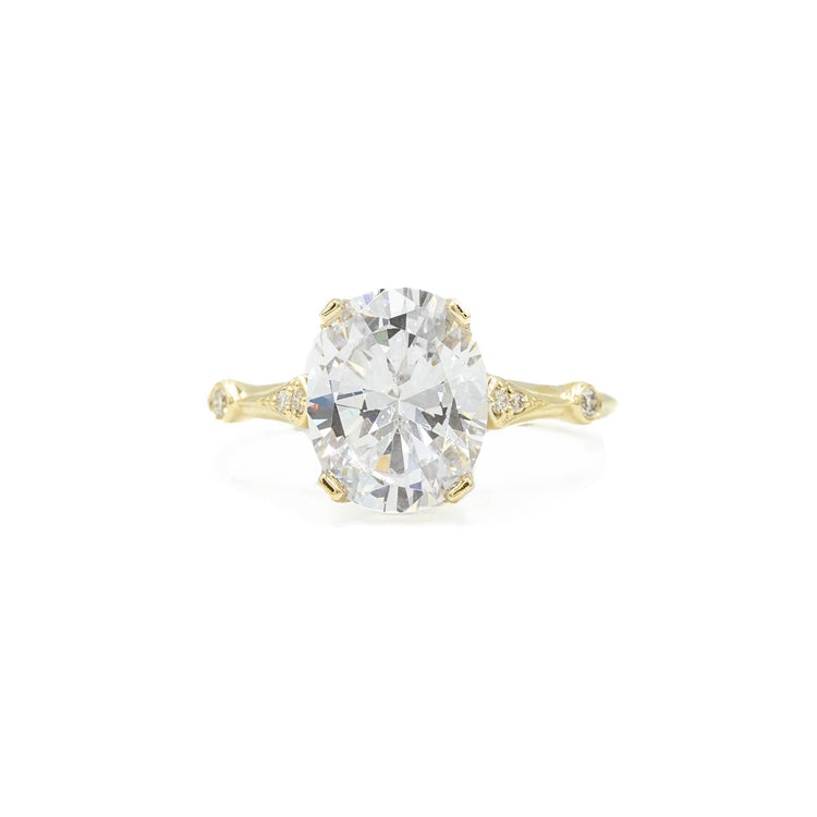 14ky .10ctw Oval-Cut Kite Diamond Cathedral Ring