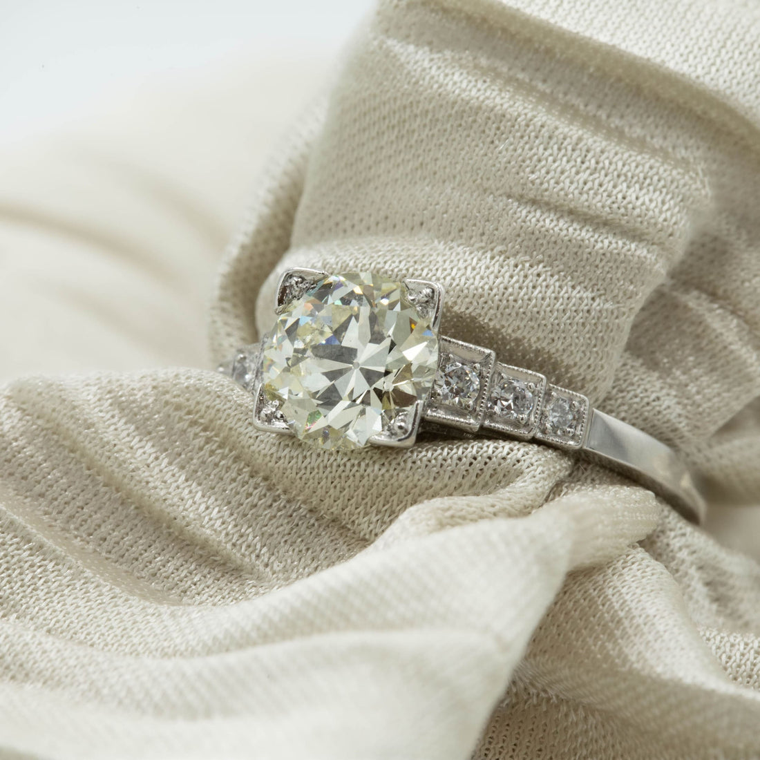 The Timeless Beauty of Vintage Rings