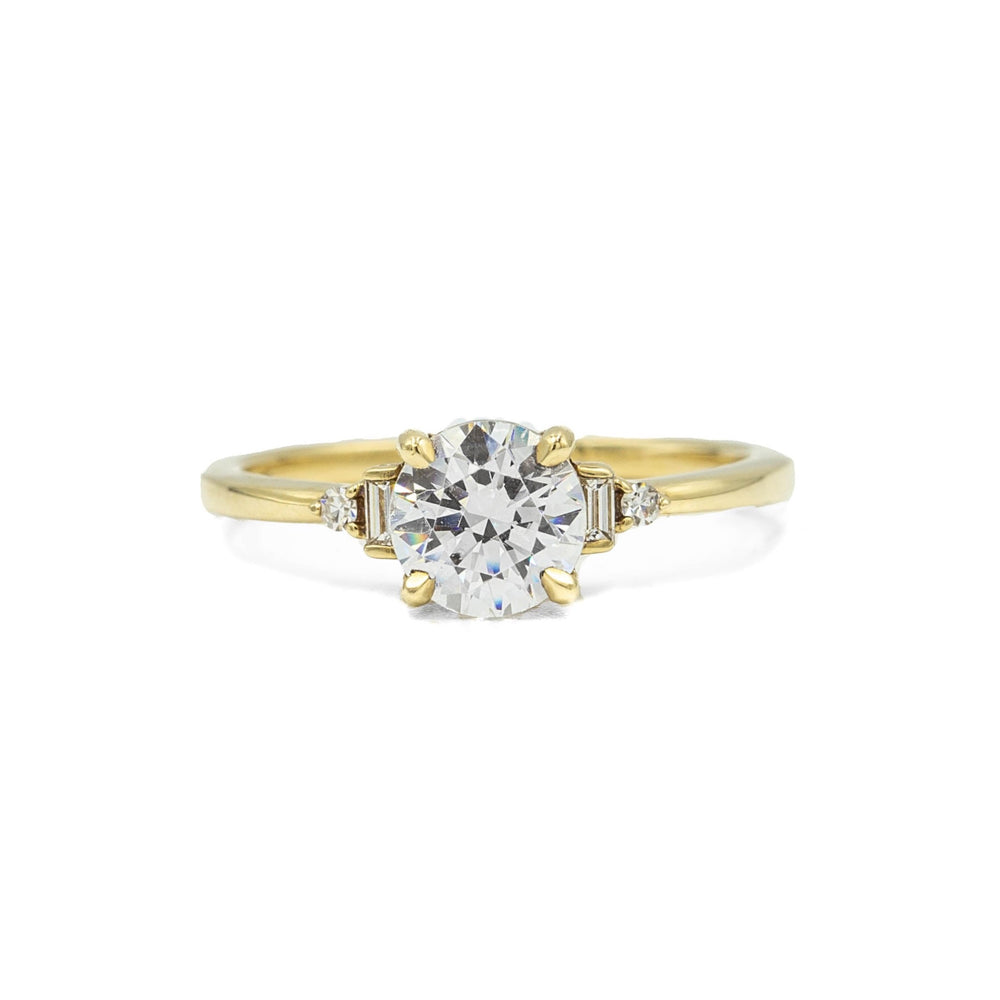 14ky Round and Baguette Diamond Ring