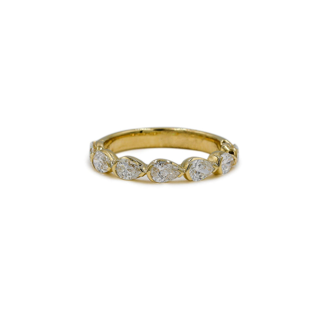 14ky 1.15ctw East-West Pear Lab Diamond Band