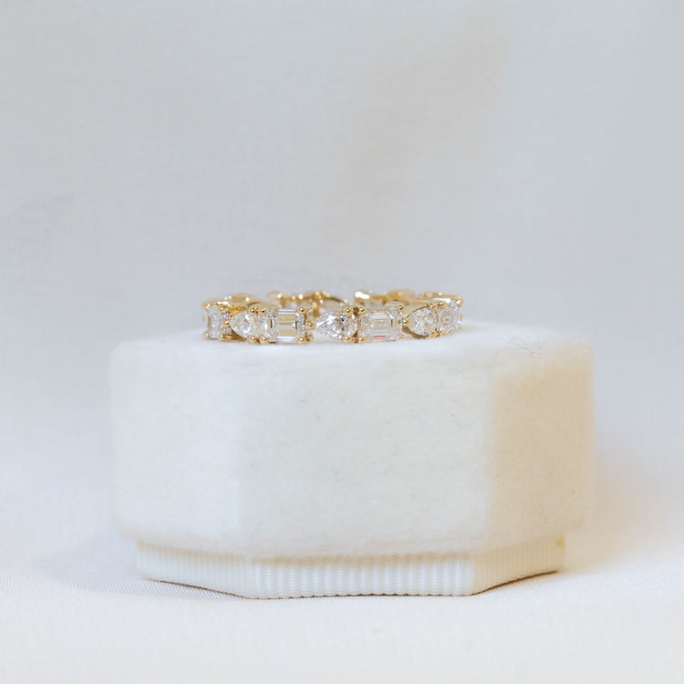 14ky 2.19ctw Pear & Emerald-Cut Diamond Band