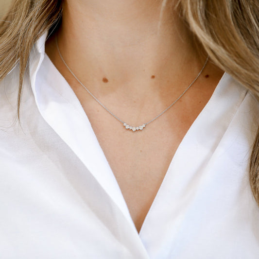 14kw .49ctw 7-Stone Diamond Necklace