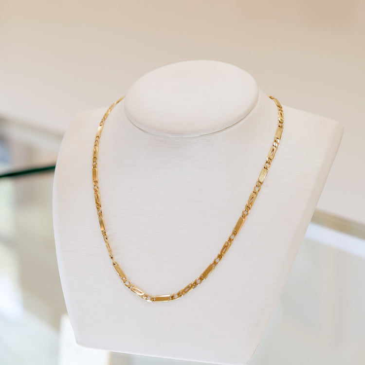 14ky Vintage Alternating Criss Cross and Solid Link Chain