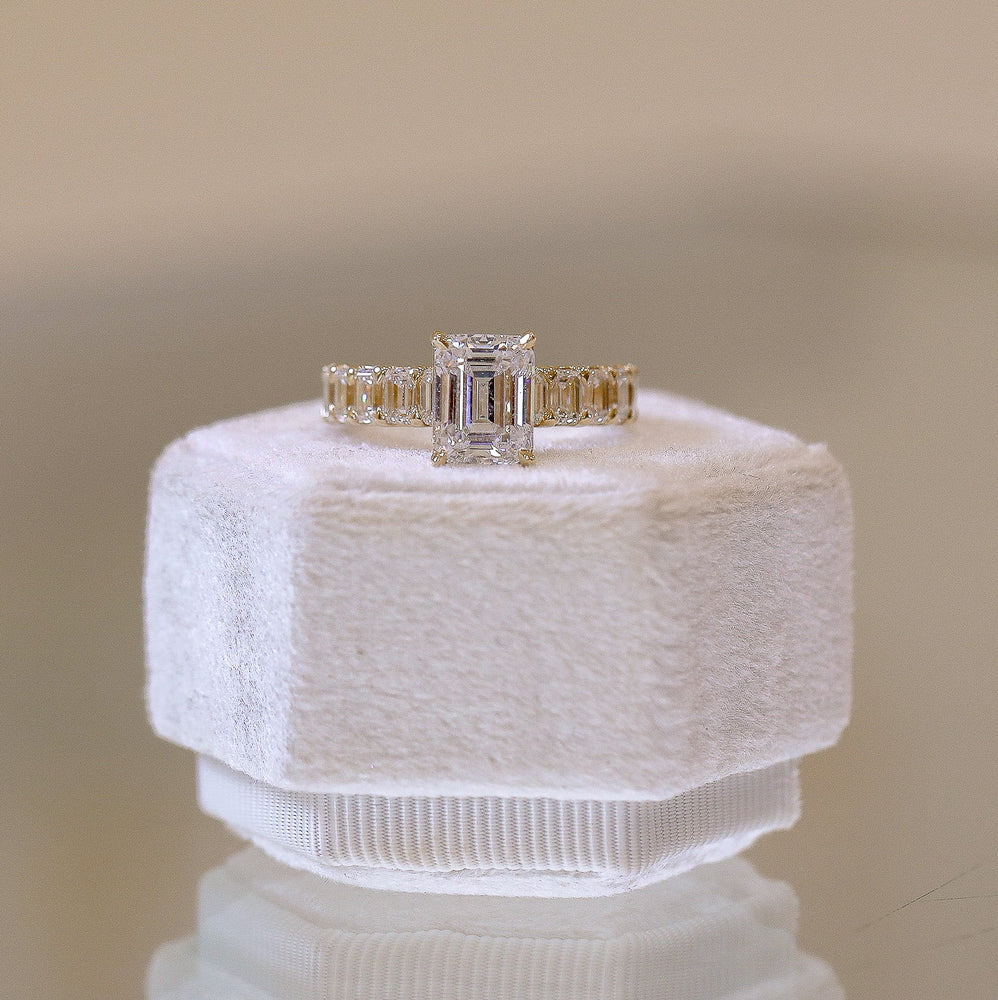 14ky 1.12ctw Lab Emerald-Cut Prong Set Solitaire Band