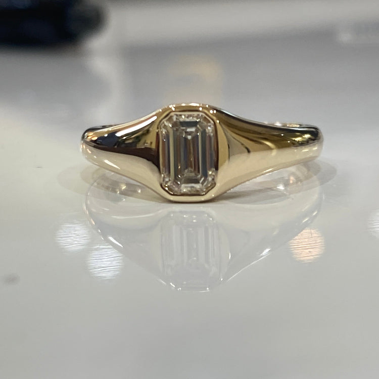 14ky .60ct Emerald-Cut Flush Set North-South Signet Ring