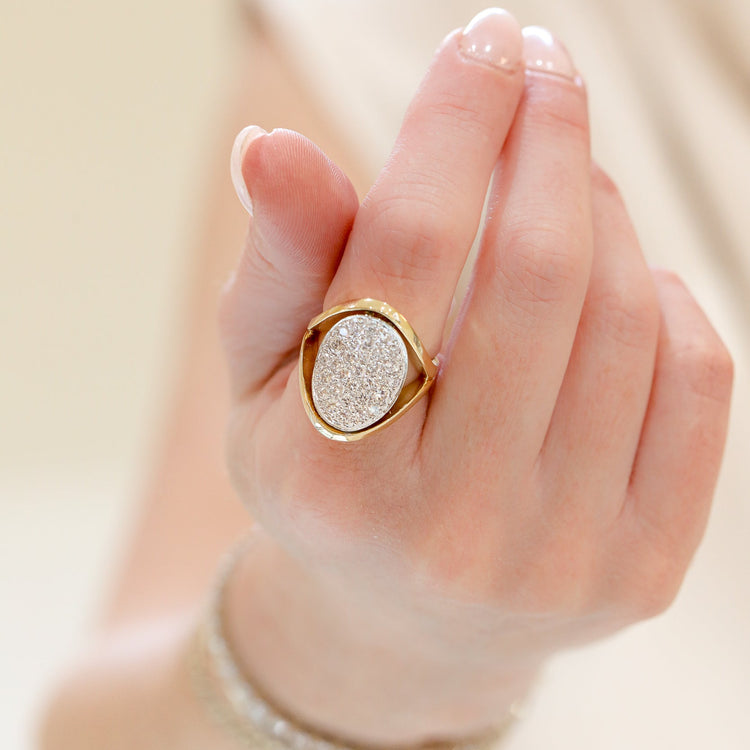 14kw/y 2ctw Split Shank Concave Dish Ring