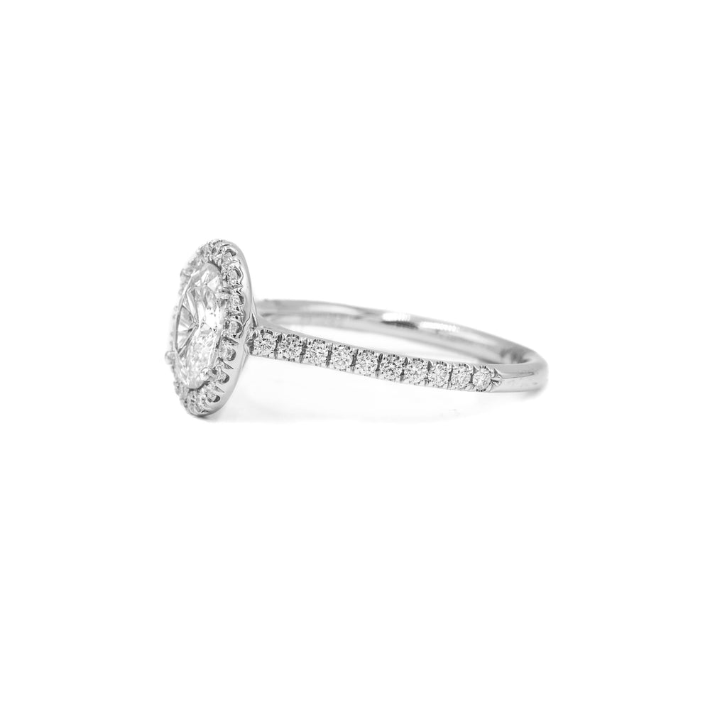 14kw Oval-Cut Halo Diamond Ring