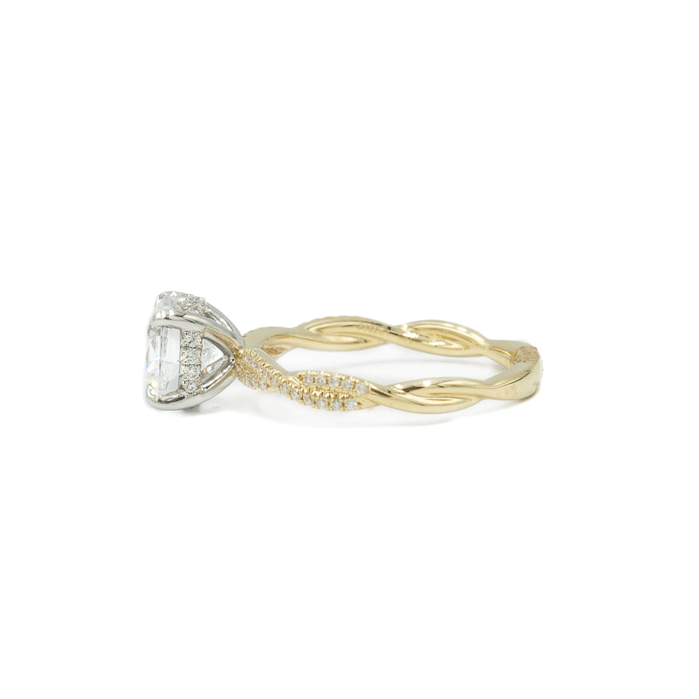 14ky Double Twist Diamond Ring