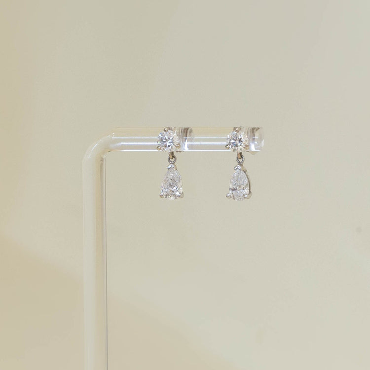 14kw Pear & Round Diamond Drop Earrings
