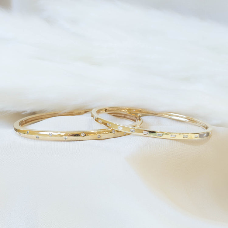 14ky Diamond & Gold Rounded Bangle