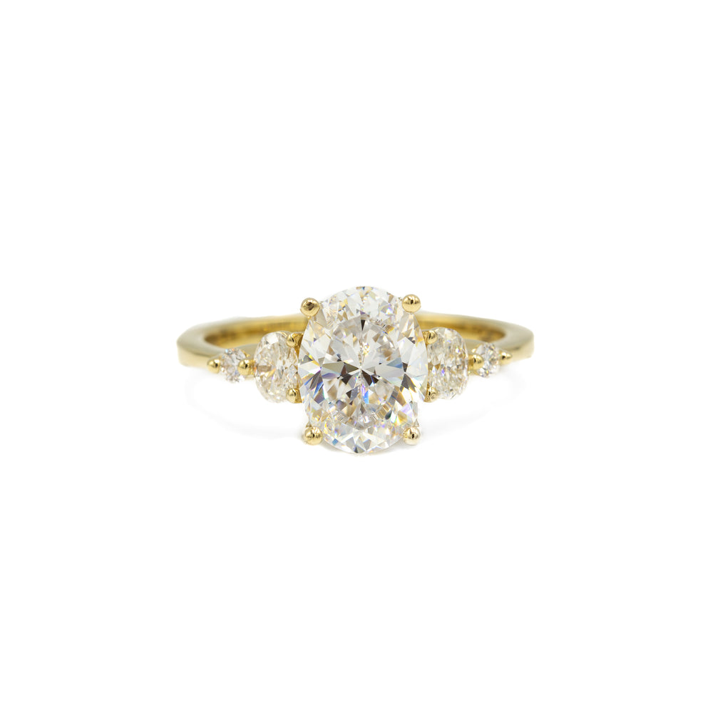 14ky Oval with Oval & Round 5-Stone Diamond Ring