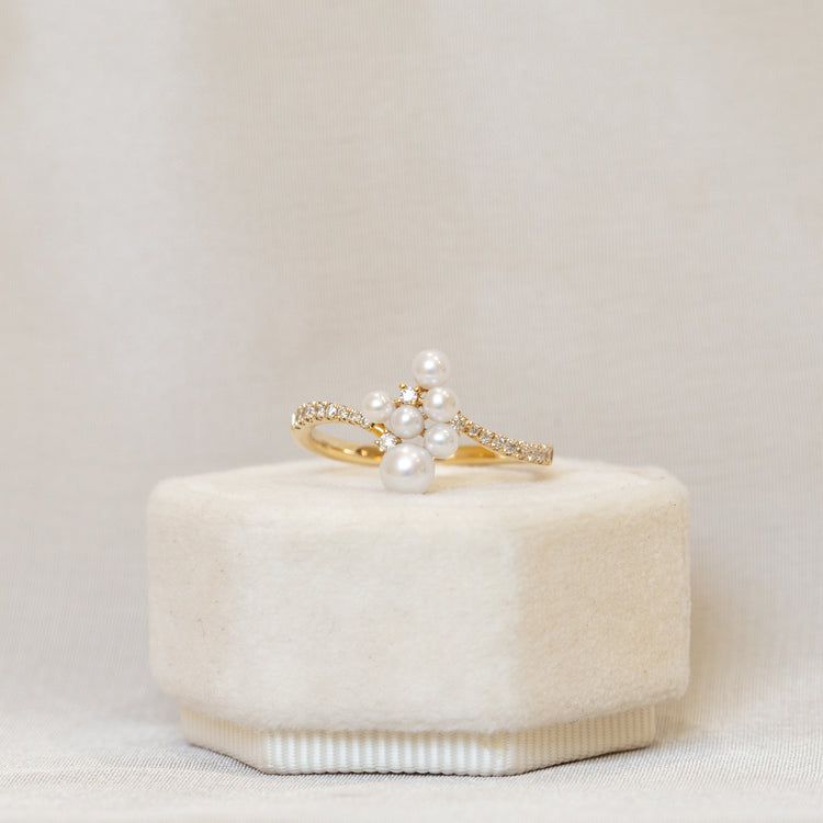 14ky Pearl & Diamond Cluster Ring