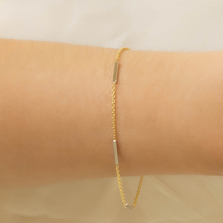 14k Bar Station Bracelet