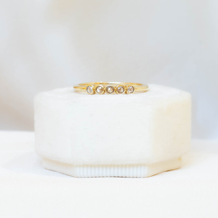 14ky .20ctw 5-Stone Round Bezel Band in 14k Yellow Gold