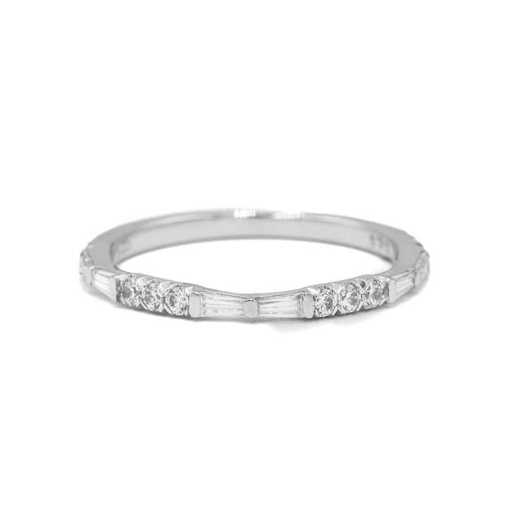 14kw Tapered Baguette & Round Diamond Band