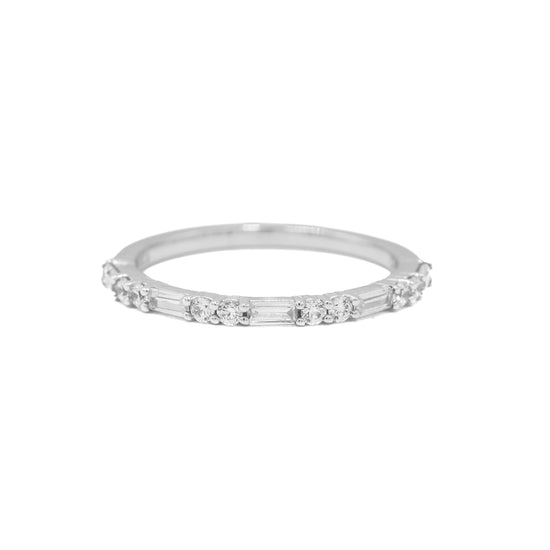 14kw French-Set Baguette & Round Diamond Band