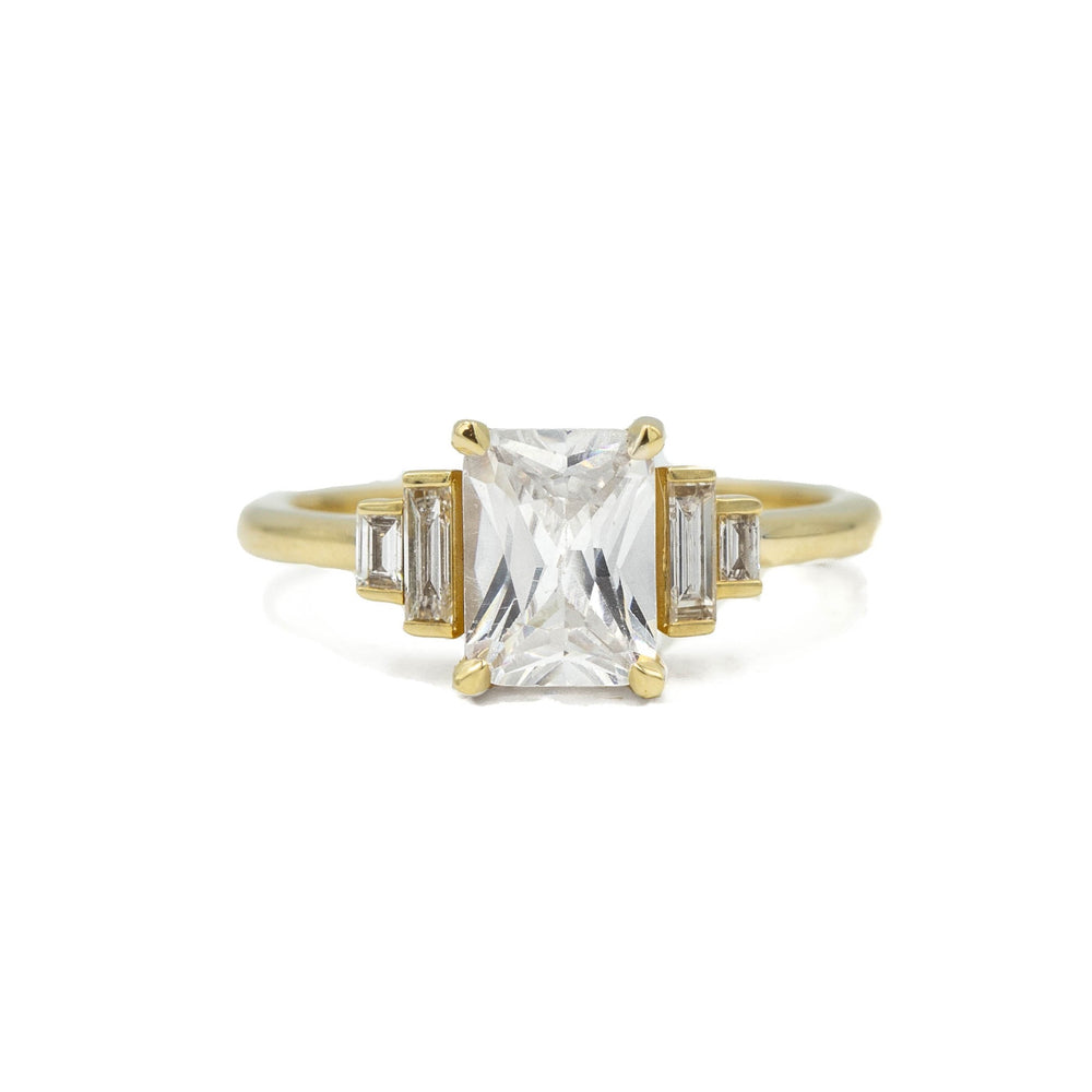 14ky 5-stone Emerald & Baguette Diamond Ring