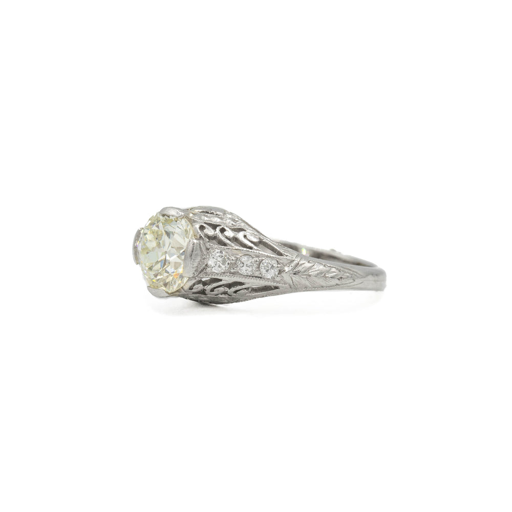 Vintage Platinum 1.01ct Tapered Filigree with Accents Ring
