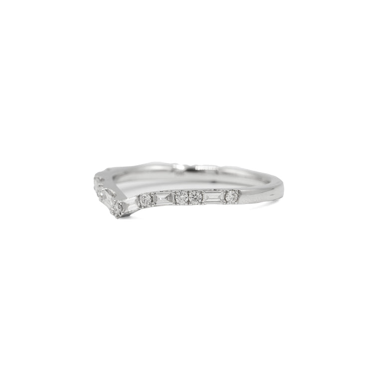 14kw Baguette & Round Chevron Band