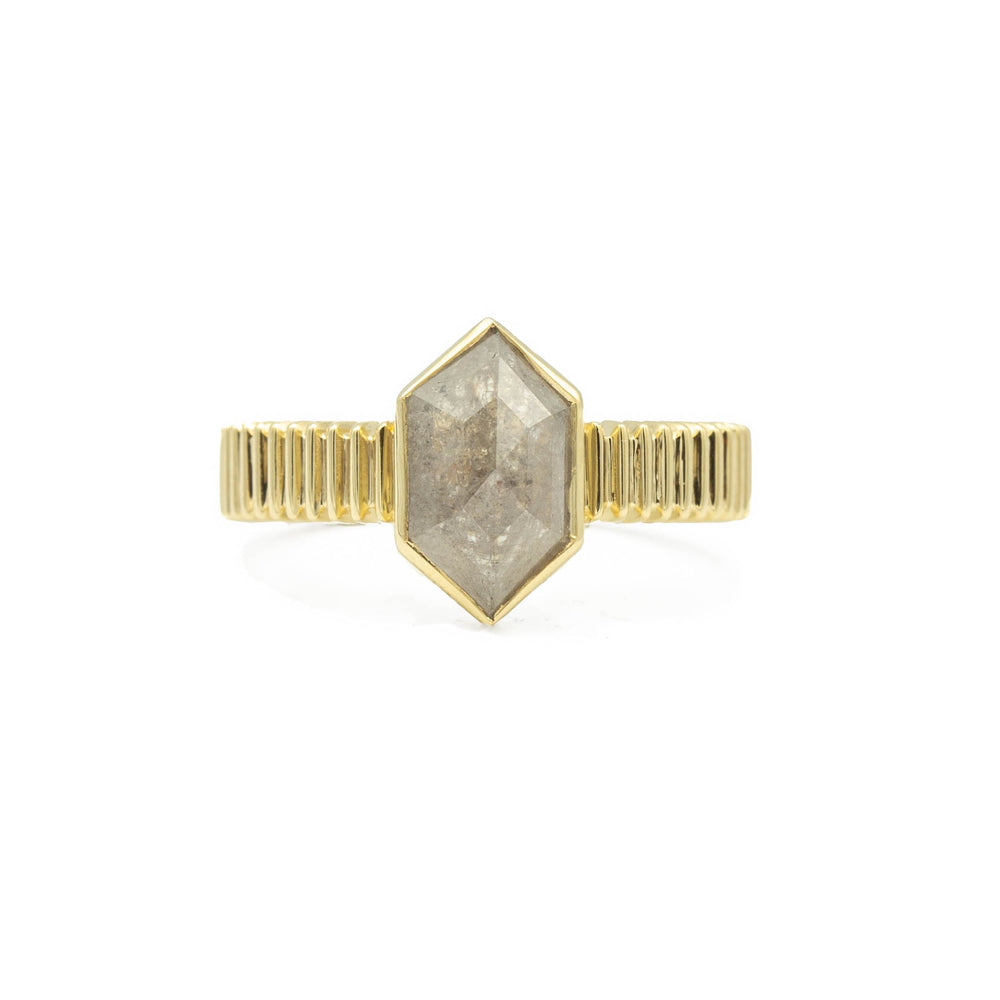 14ky 1.63ct Hexagon Salt & Pepper Bezel Wide Ribbed Diamond Ring