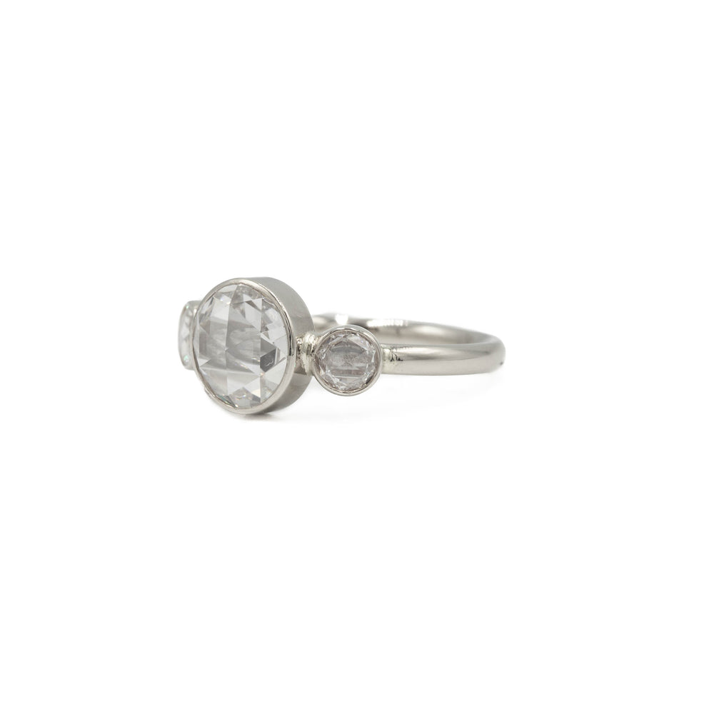 14kw 1.72ct Round Rose-cut Bezel 3-Stone Diamond Ring