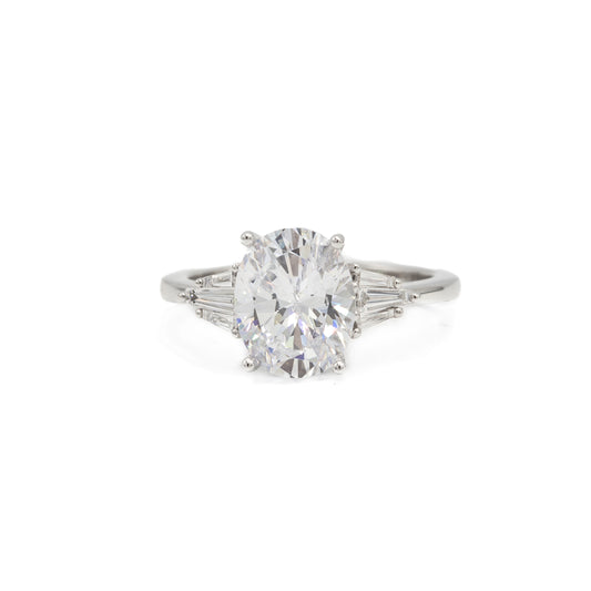 14kw Oval & Baguette-Cut Diamond Ring