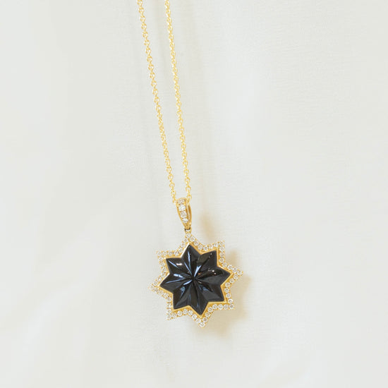 14ky 5.76ct Black Onyx Star Necklace