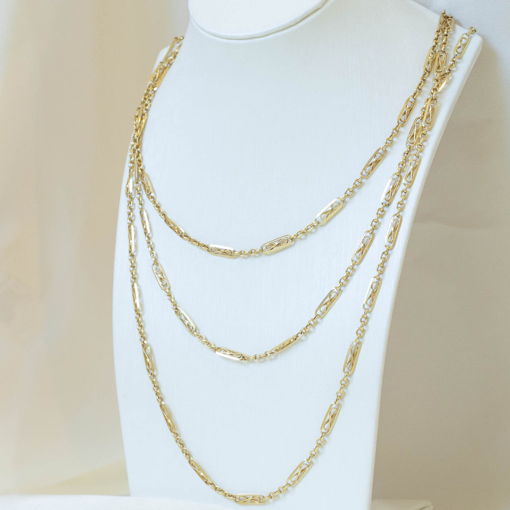 Vintage 18kt Gold French Guard Chain