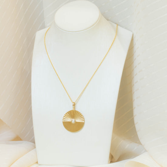 14ky .30ct Circle Sun Moon Medallion