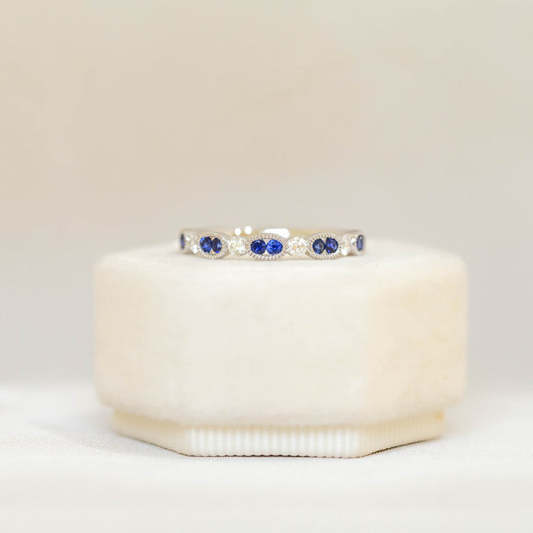 14kw Oval Bezel Sapphire & Diamond Band