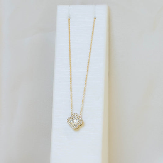 14ky Clover Diamond Pendant