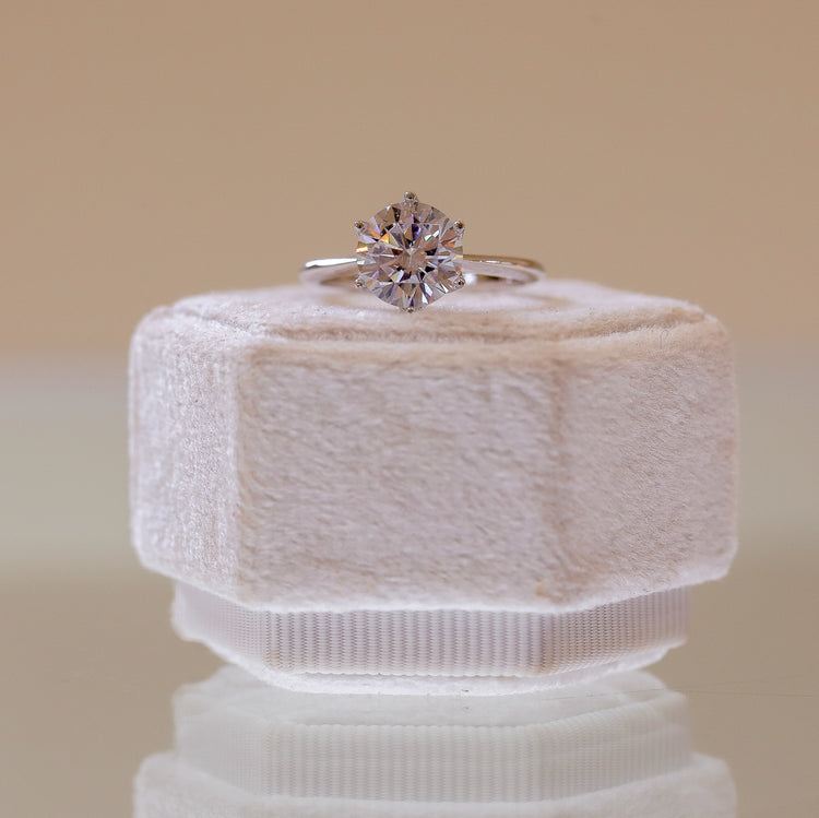 14kw .03ctw Tulip Prongs with Diamond Bridge