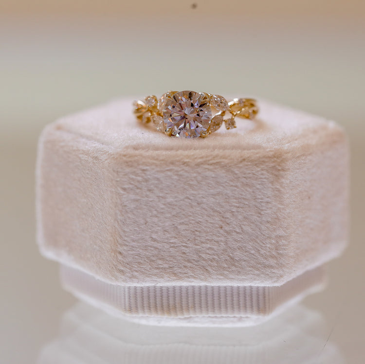 14ky .32ctw Marquise Double Diamond Leaf Twist Ring