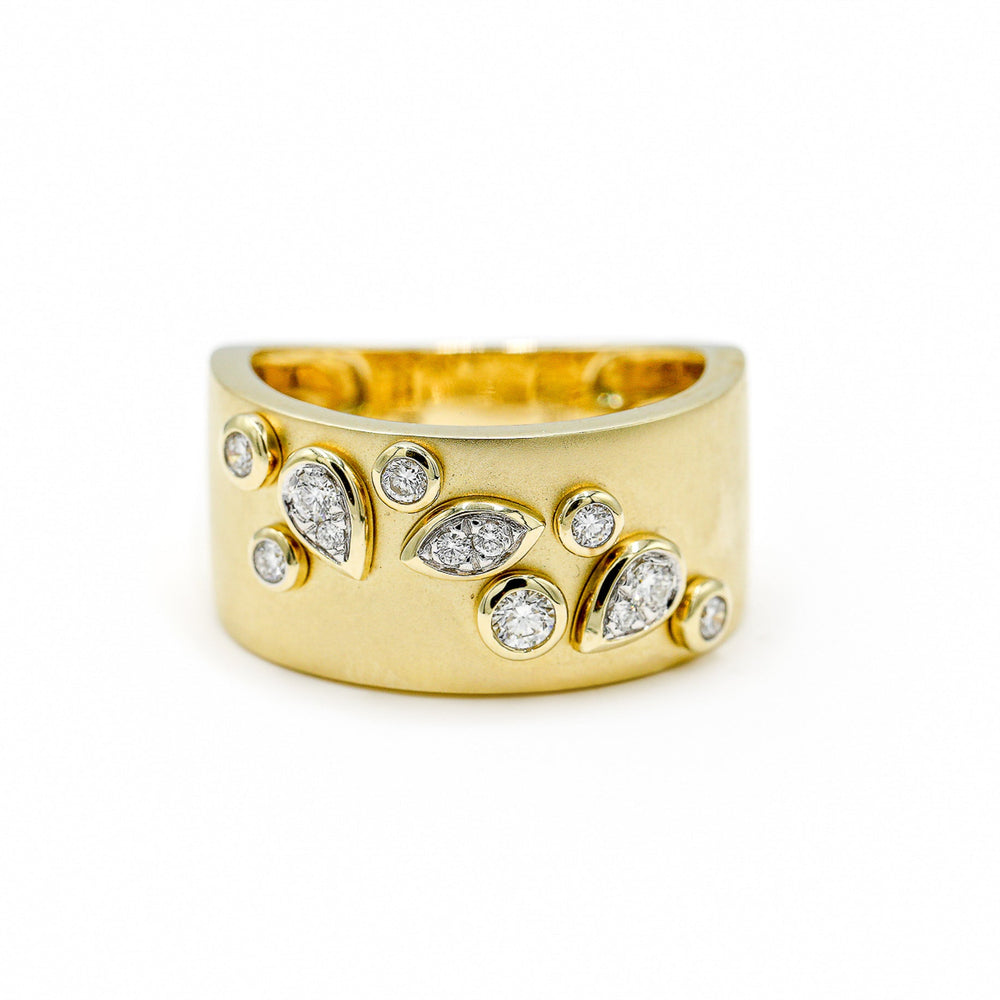 14ky 10.4mm Fancy Bezel Scatter Sandblast Band
