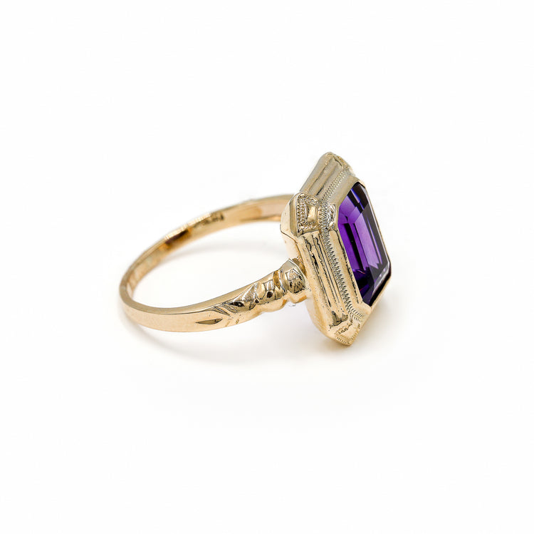 10k Vintage Rose Gold Synthetic Amethyst Fancy Bezel Ring