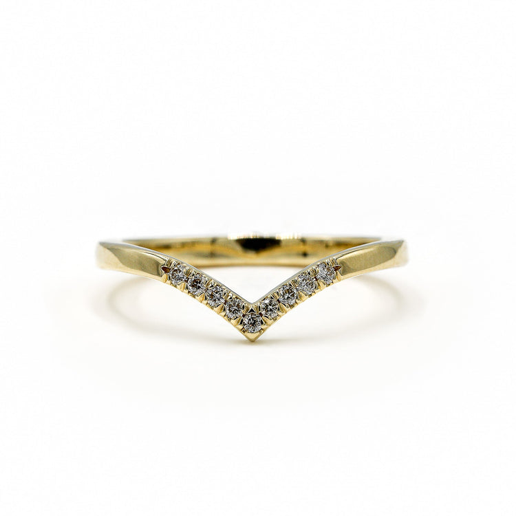14ky .16ctw Pave Section Chevron Lab Grown Diamond Band