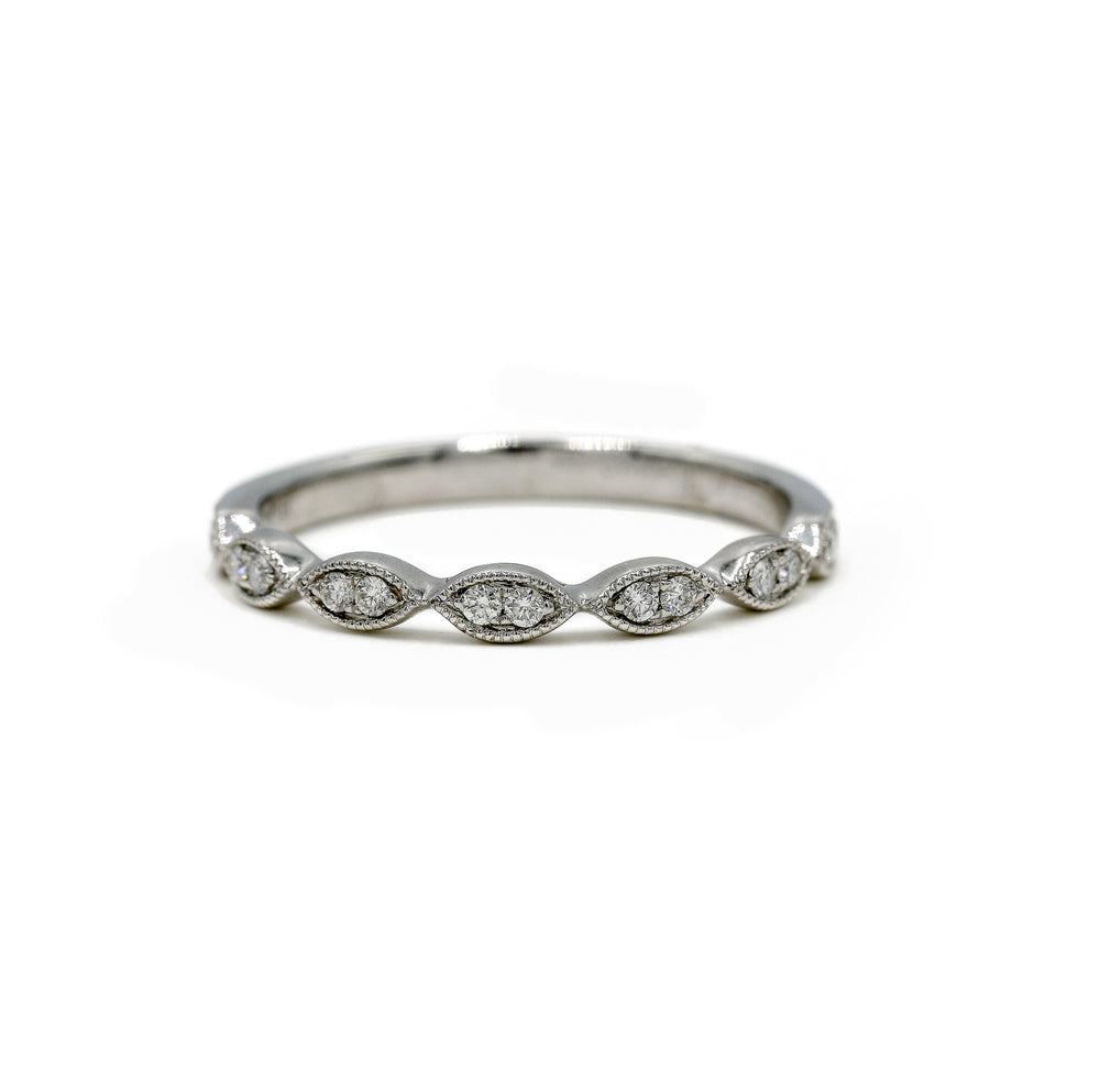 14kw .11ctw Marquise-Shaped Milgrain Diamond Band