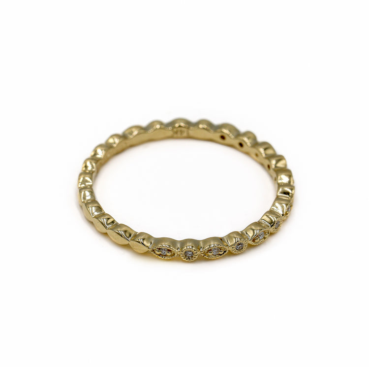 14ky .04ctw Marquise & Round Alternating Bezel Milgrain Diamond Band