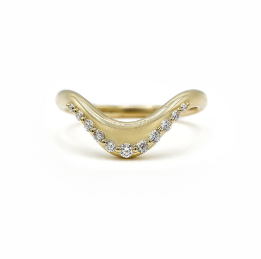 14ky .20ctw Offset Single Prong Diamond Wave Band