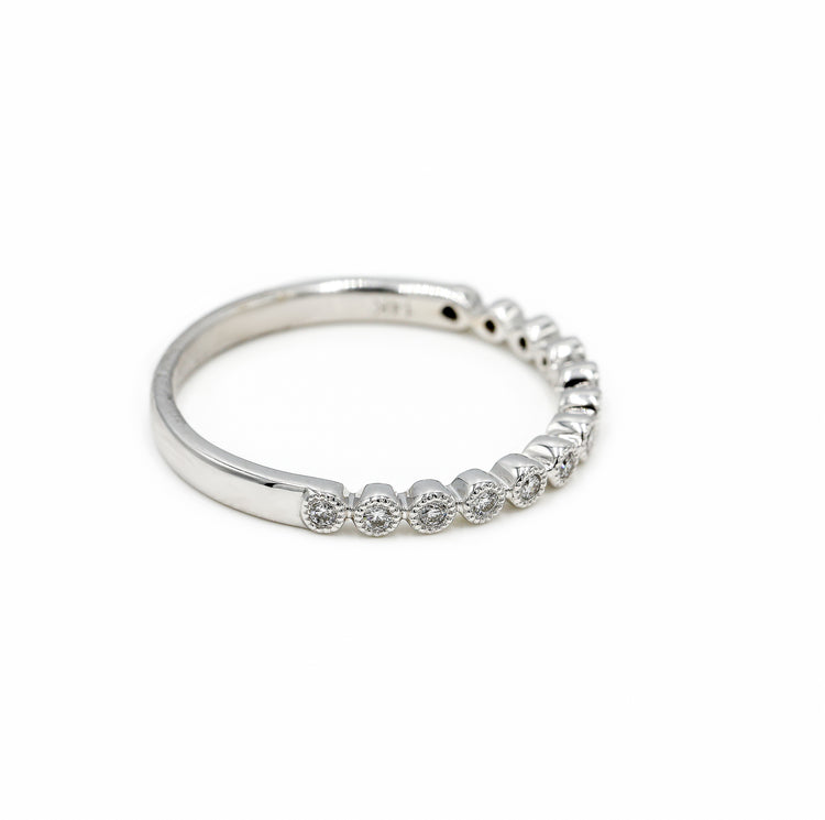 14kw 0.11ctw Round Bezel Band With Milgrain