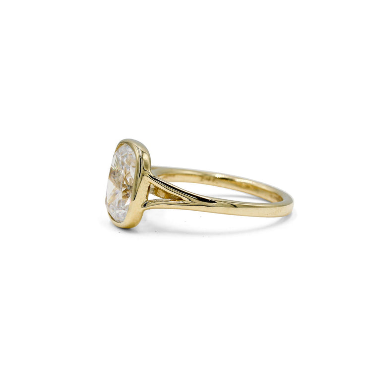 14ky Elongated Cushion Bezel Split Shank Cathedral Solitaire
