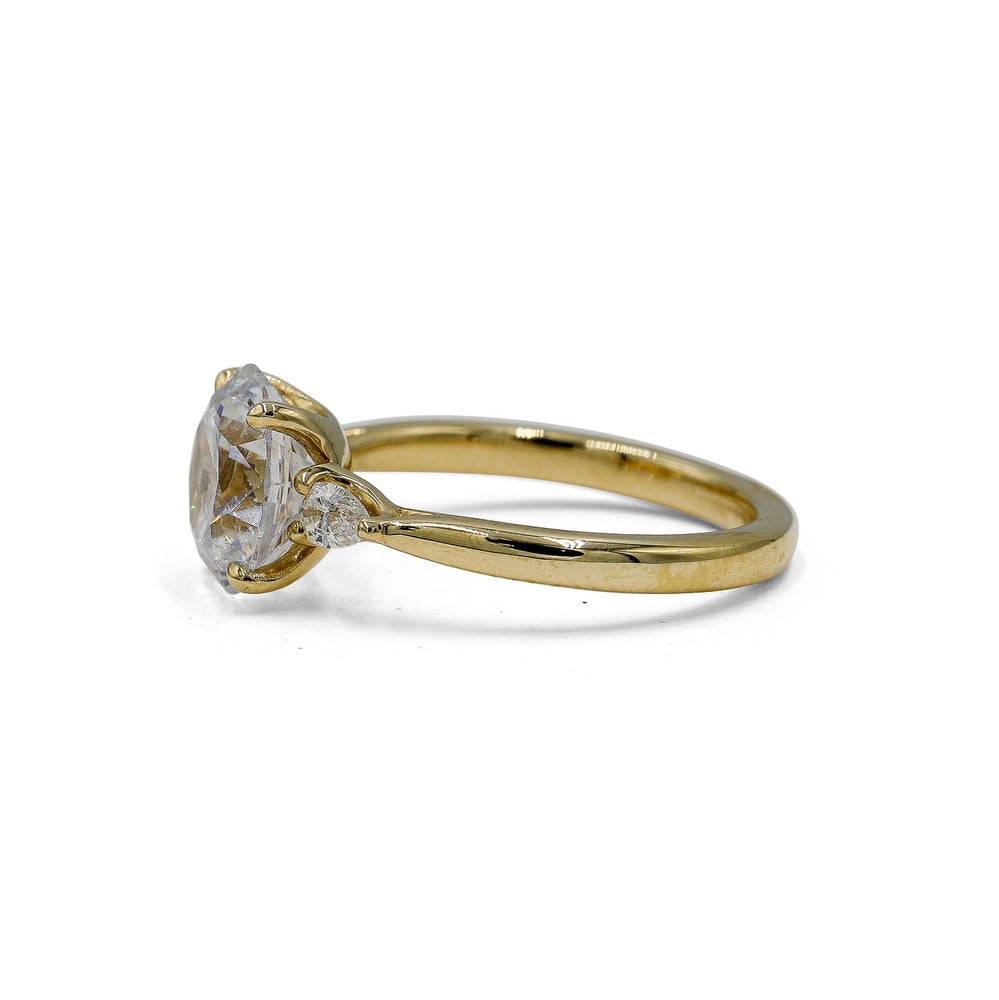 14ky Lab Round & Pear Buttercup Cathedral Diamond Ring